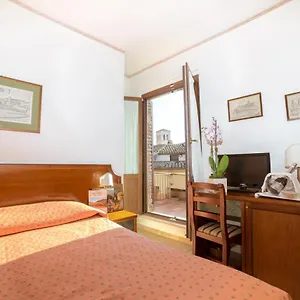 http://hotel-san-pietro-assisi.hotels-perugia.com